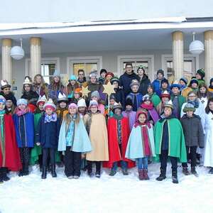 Ministrantinnen und Ministranten