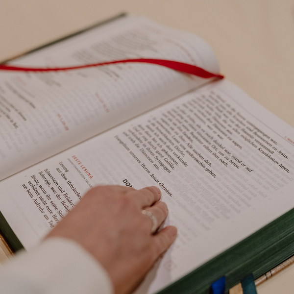 'Evangelium unseres Herrn Jesus Christus.' / Diözese Linz / Frauenkommission / Laurenz Kaiser