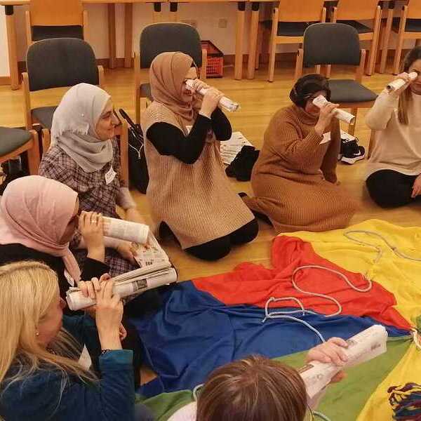 Ausbildung zur interkulturellen Eltern-Kind-Gruppenleiterin / SPIEGEL