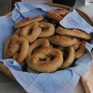 In Dorf an der Pram werden traditionell Fastenbrezen verkauft - diese kommen sehr gut an. 