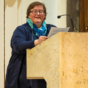Heilsames Singen in der Pfarrkirche mit Katharina Schwingenschuh